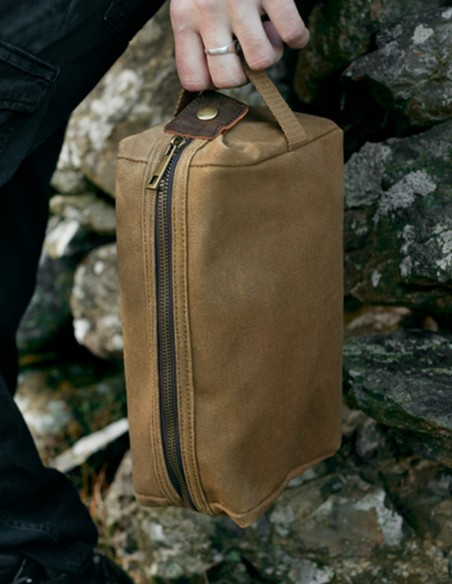 Quadra Heritage Waxed Canvas Wash Bag