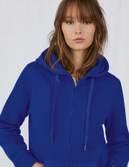 B&C Queen Zipped Hooded