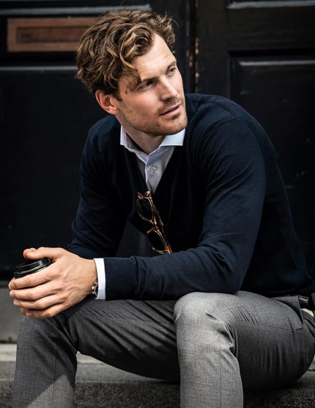 Nimbus Brighton Elegant V-Neck Knit