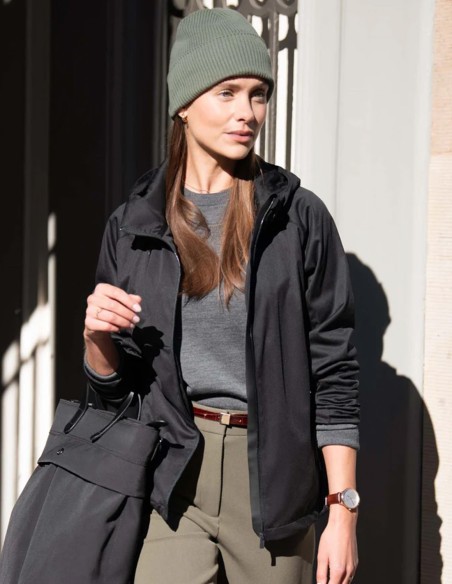 Nimbus Women’s Fargo Functional Hooded Softshell