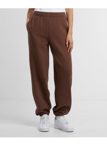 Build Your Brand Women’s fluffy sweatpants