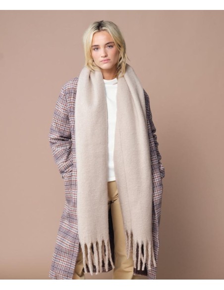 Beechfield Fluffy Scarf