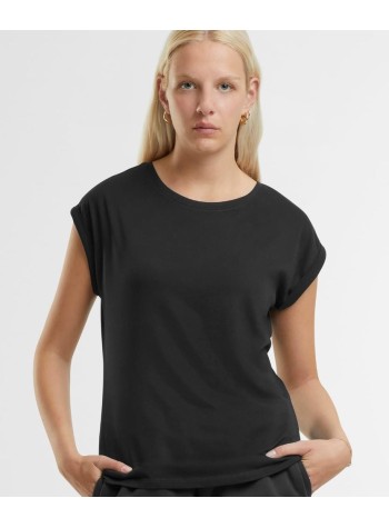 New Morning Studios Women’s regular extended shoulder tee