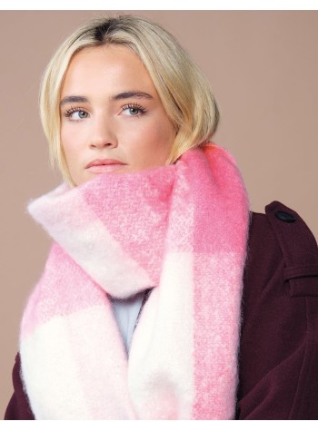 Beechfield Fluffy Check Scarf