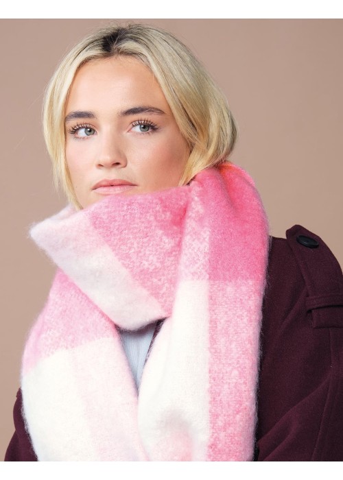 Beechfield Fluffy Check Scarf
