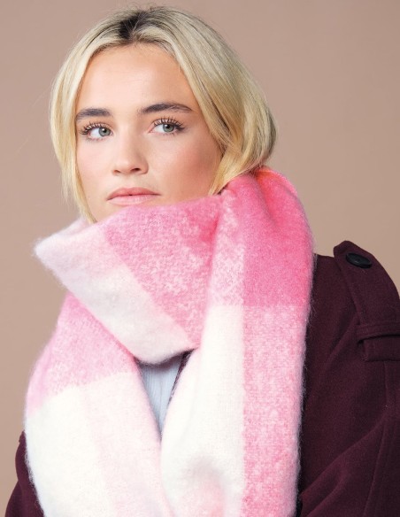 Beechfield Fluffy Check Scarf