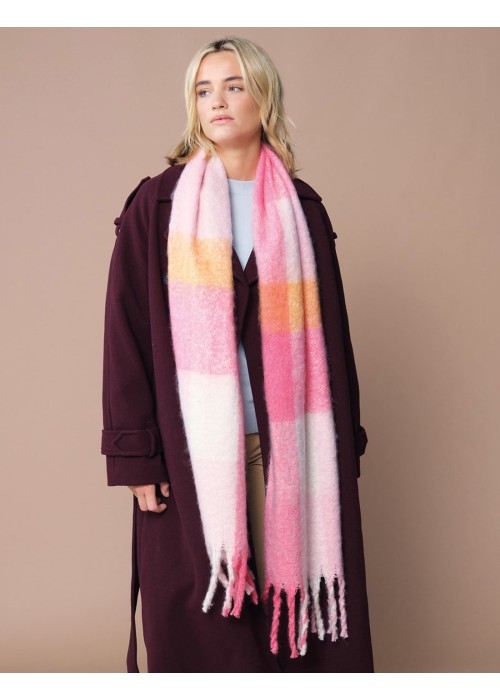 Beechfield Fluffy Check Scarf