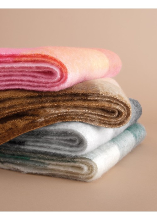 Beechfield Fluffy Check Scarf
