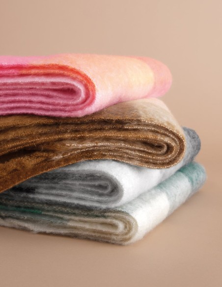 Beechfield Fluffy Check Scarf