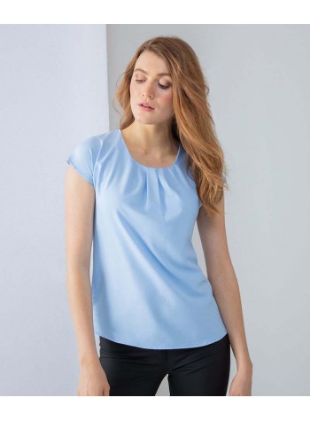 Henbury Women's pleat front short sleeve blouse