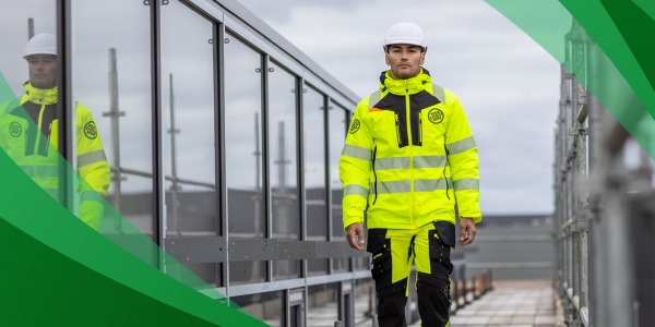 Top 10 Hi-Vis Jackets to Keep You Seen and Safe This Autumn